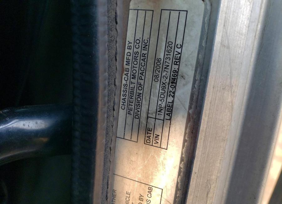 Salvage 2007 Peterbilt 379  in Gray