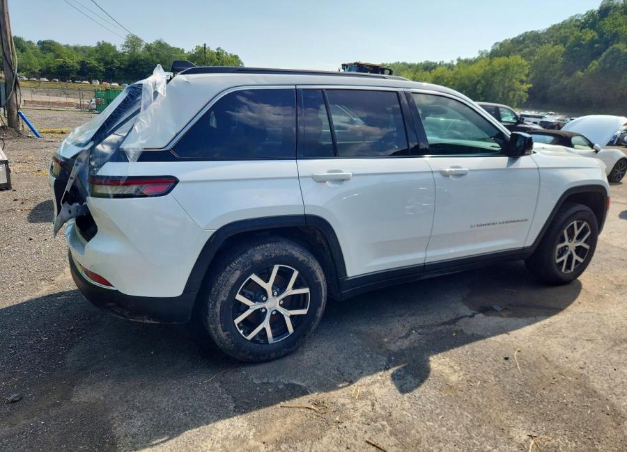 Salvage 2025 Jeep Grand Cherokee Limited in White