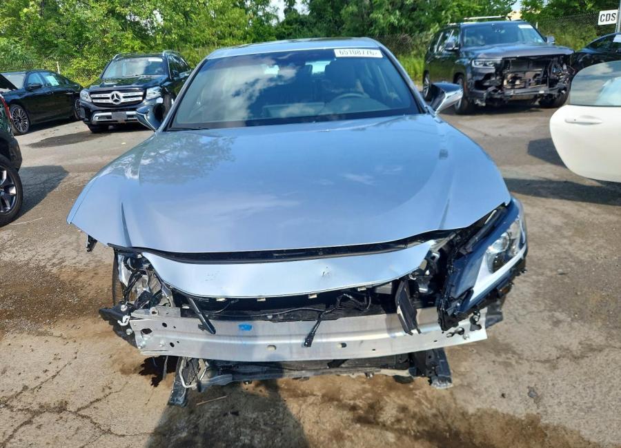 Salvage 2025 Lexus Es 350  in Silver