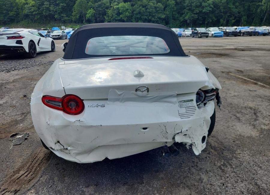 Salvage 2026 Mazda Mx-5 Miata Grand Touring in White