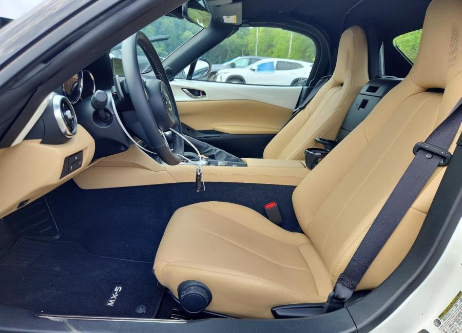 Salvage 2026 Mazda Mx-5 Miata Grand Touring in White
