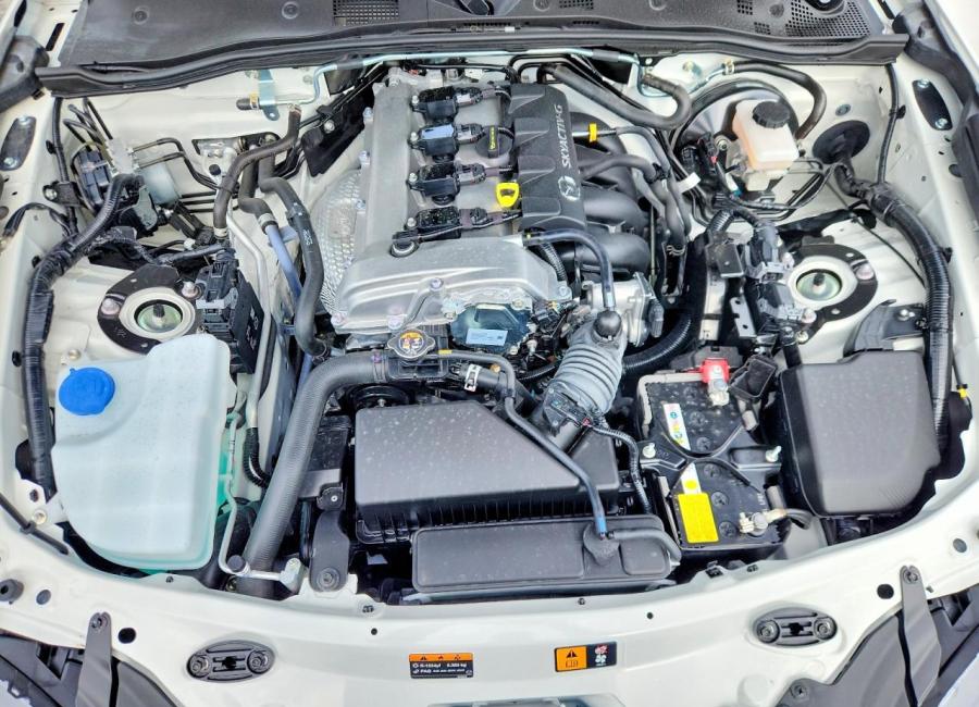Salvage 2026 Mazda Mx-5 Miata Grand Touring in White