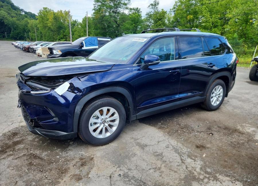 Salvage 2026 Toyota Grand Highlander Xle in Blue