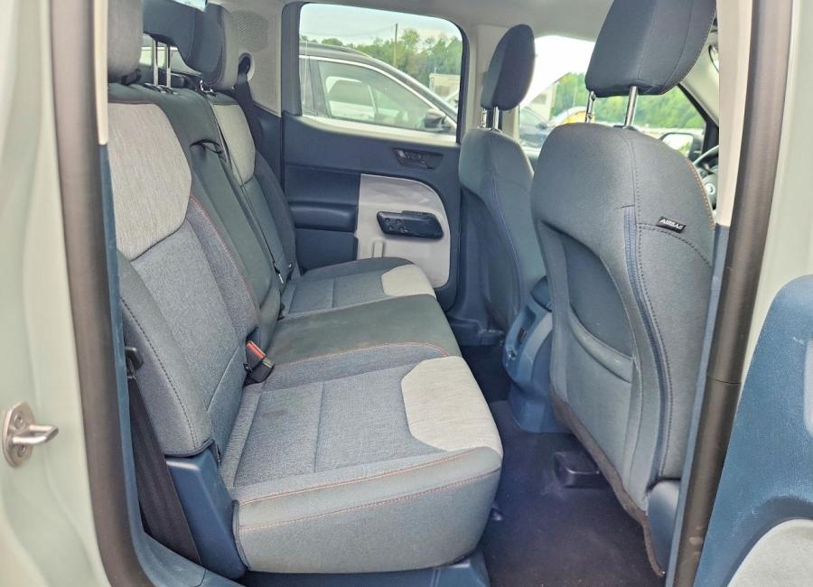 Salvage 2022 Ford Maverick Xl in Green