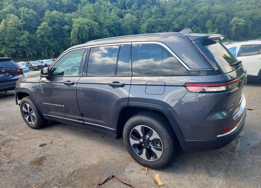 Salvage 2024 Jeep Grand Cherokee Limited 4xe in Gray