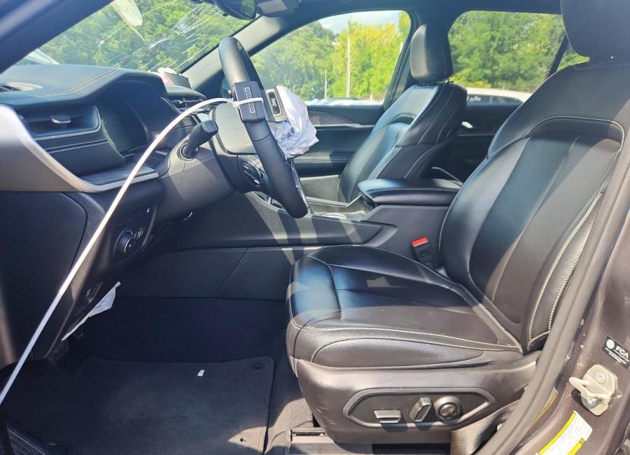 Salvage 2024 Jeep Grand Cherokee Limited 4xe in Gray