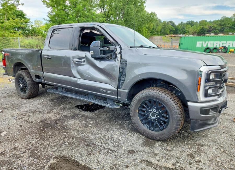 Salvage 2024 Ford F250  in Gray