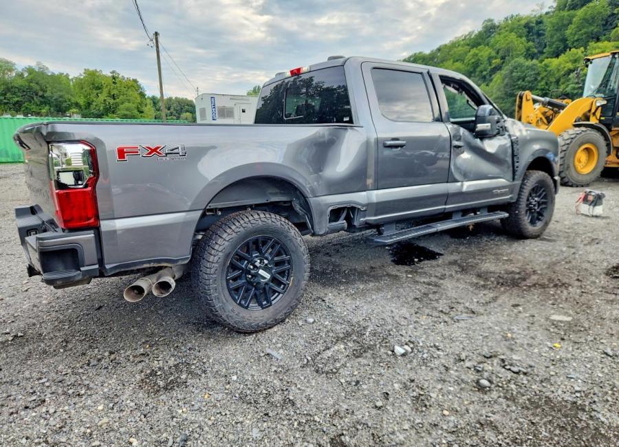 Salvage 2024 Ford F250  in Gray