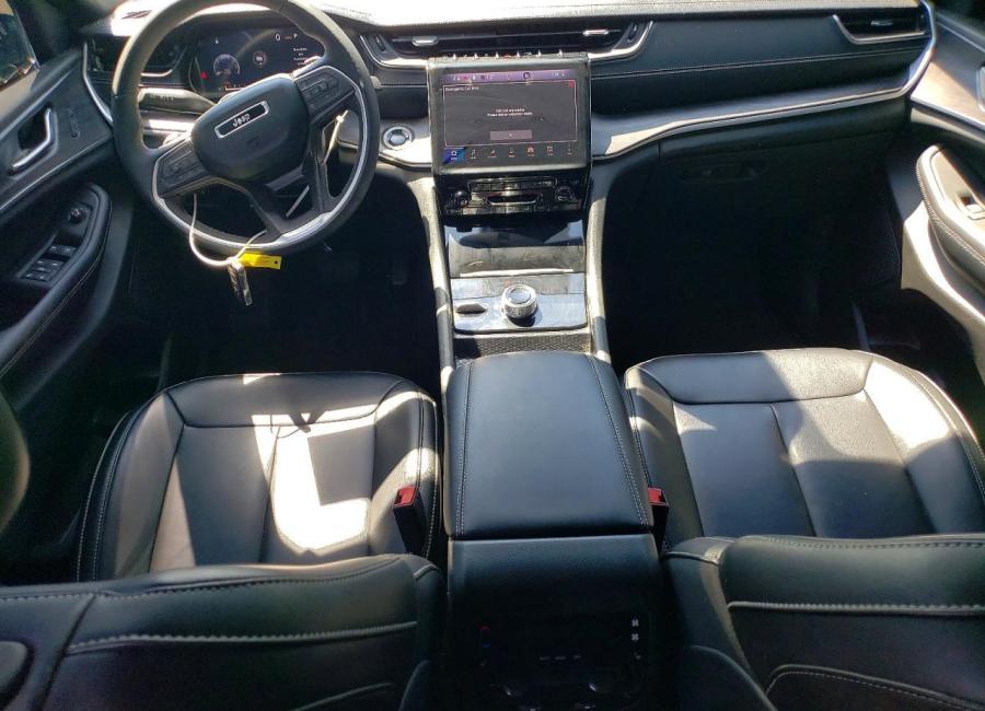 Salvage 2024 Jeep Grand Cherokee L Limited in Black