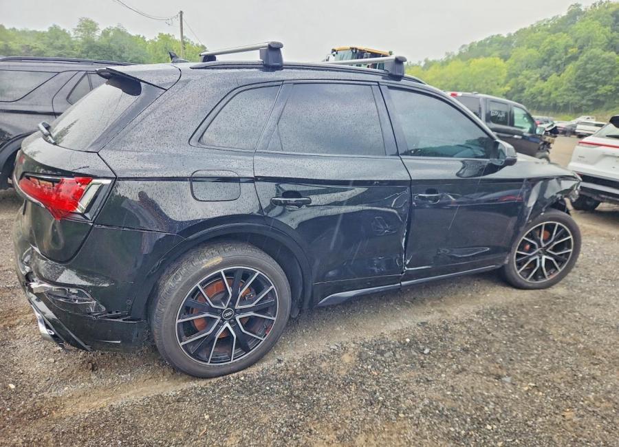Salvage 2021 Audi Sq5 Prestige in Black