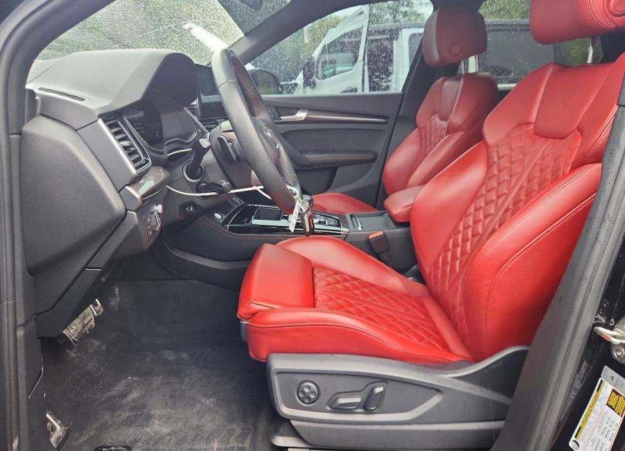 Salvage 2021 Audi Sq5 Prestige in Black