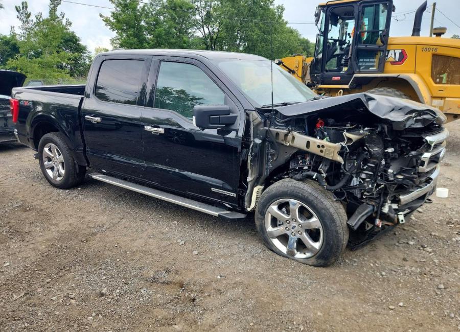 Salvage 2023 Ford F150  in Black