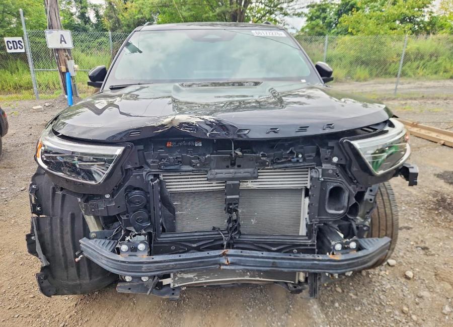 Salvage 2025 Ford Explorer St in Black
