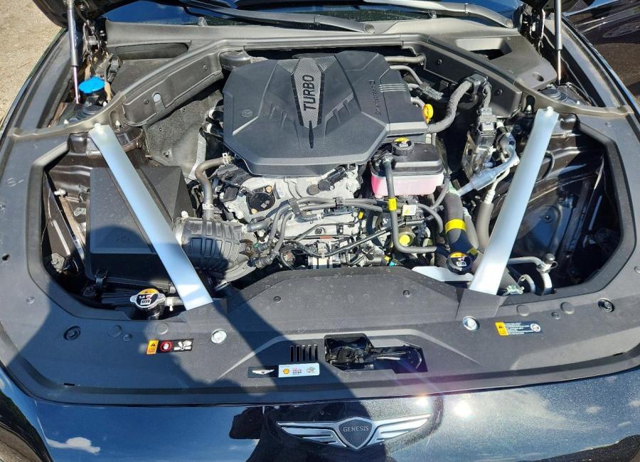 Salvage 2026 Genesis G70  in Black