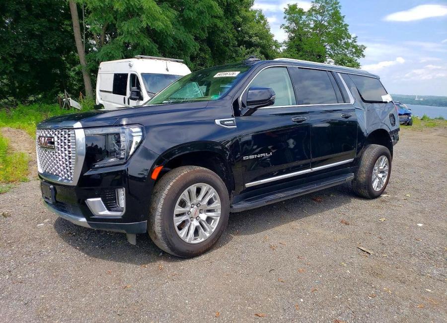 Salvage 2024 Gmc Yukon Xl Denali in Black