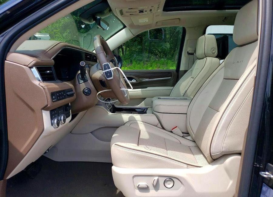 Salvage 2024 Gmc Yukon Xl Denali in Black