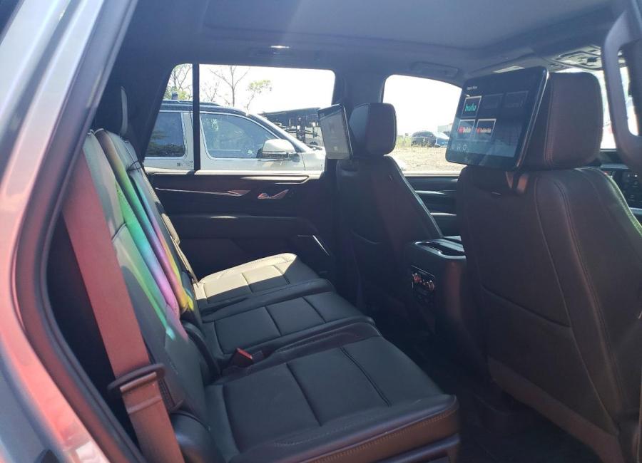 Salvage 2024 Gmc Yukon Denali in Gray