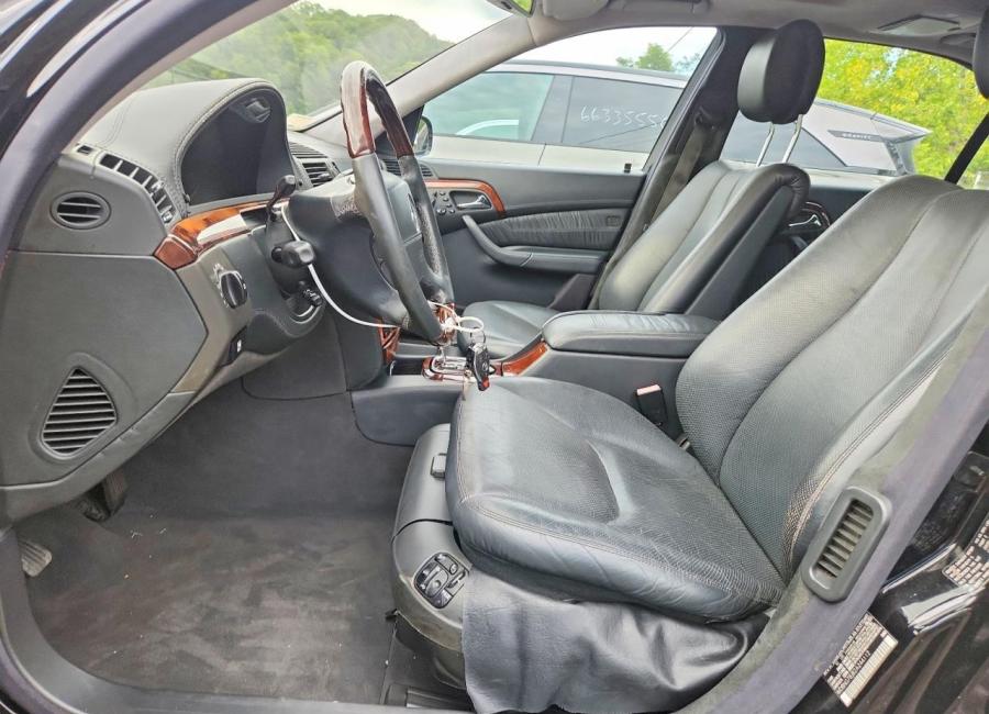 Salvage 2002 Mercedes-benz S600  in Black