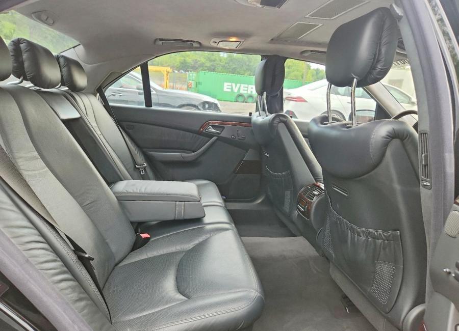 Salvage 2002 Mercedes-benz S600  in Black
