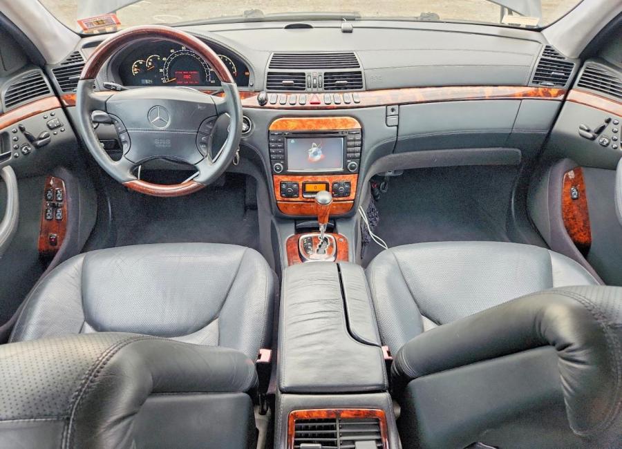 Salvage 2002 Mercedes-benz S600  in Black