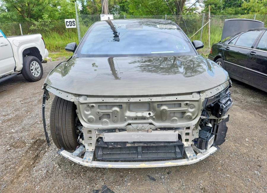 Salvage 2026 Lucid Motors Gavity  in Gray