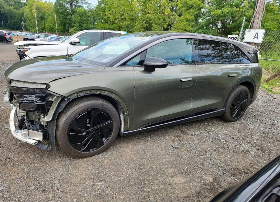 Salvage 2026 Lucid Motors Gavity  in Gray