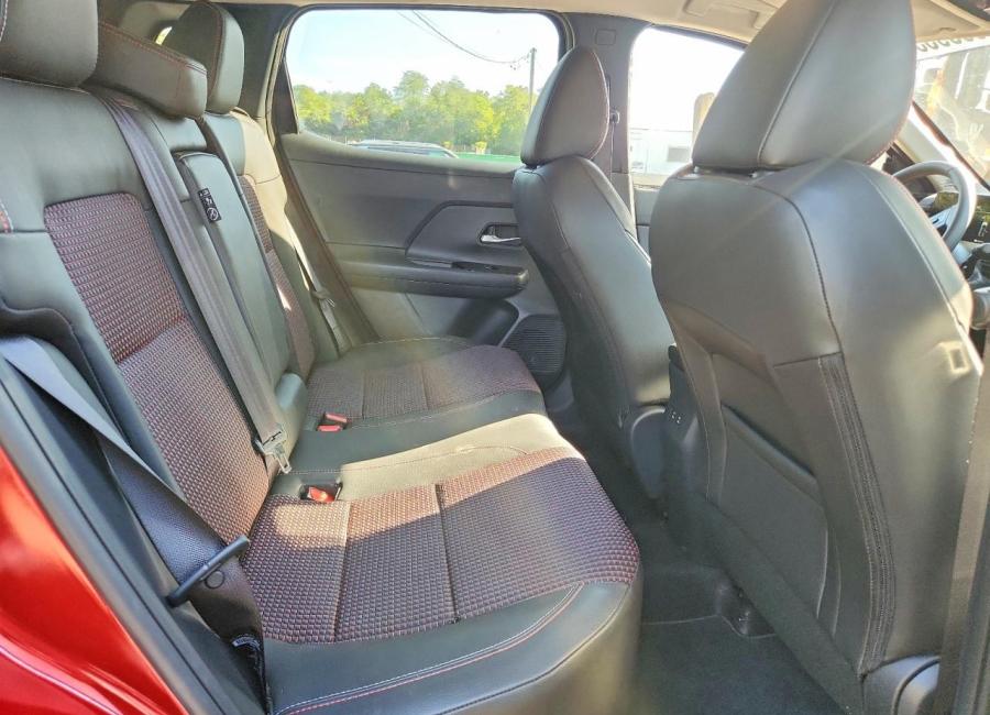 Salvage 2026 Nissan Kicks Sr in Burgundy