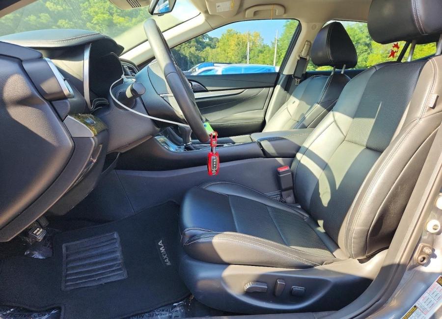Salvage 2023 Nissan Maxima Sv in Silver