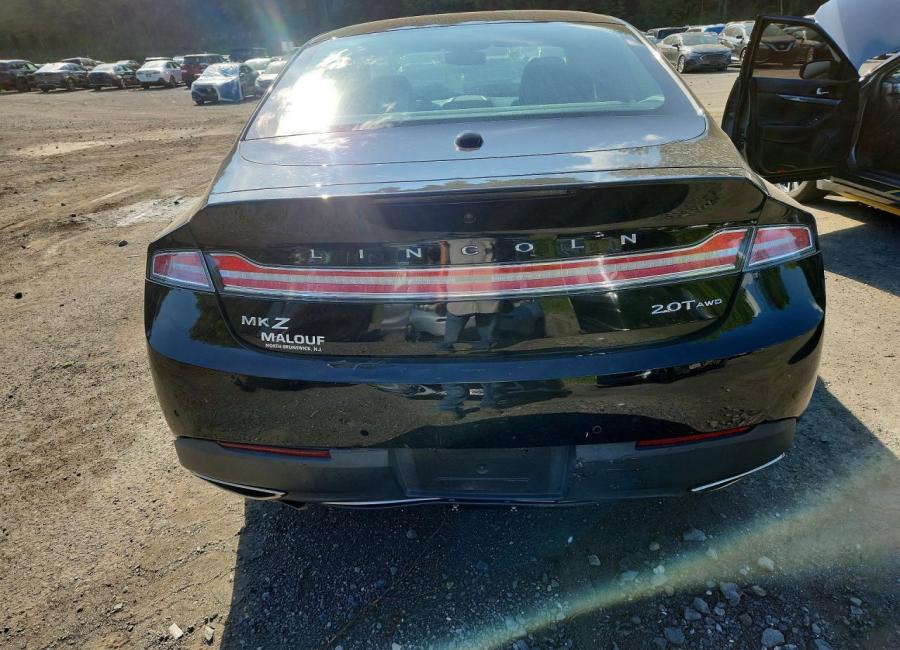 Salvage 2017 Lincoln Mkz  in Black