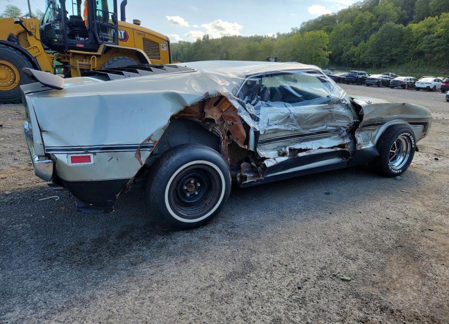Salvage 1971 Ford Mustang M1 in Silver