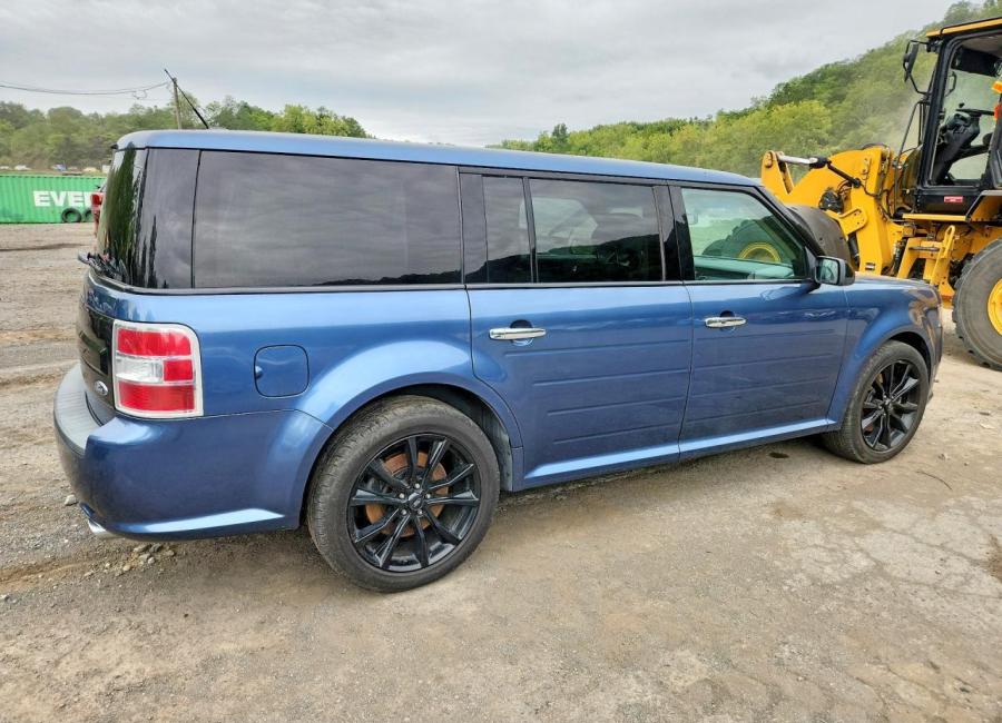 Salvage 2018 Ford Flex  in Blue