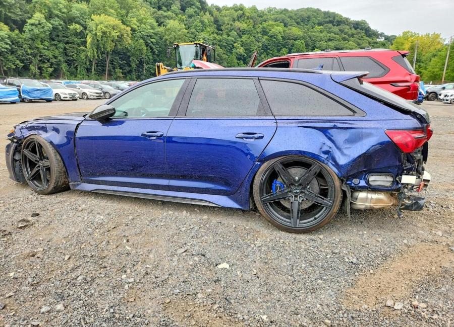 Salvage 2021 Audi Rs6  in Blue