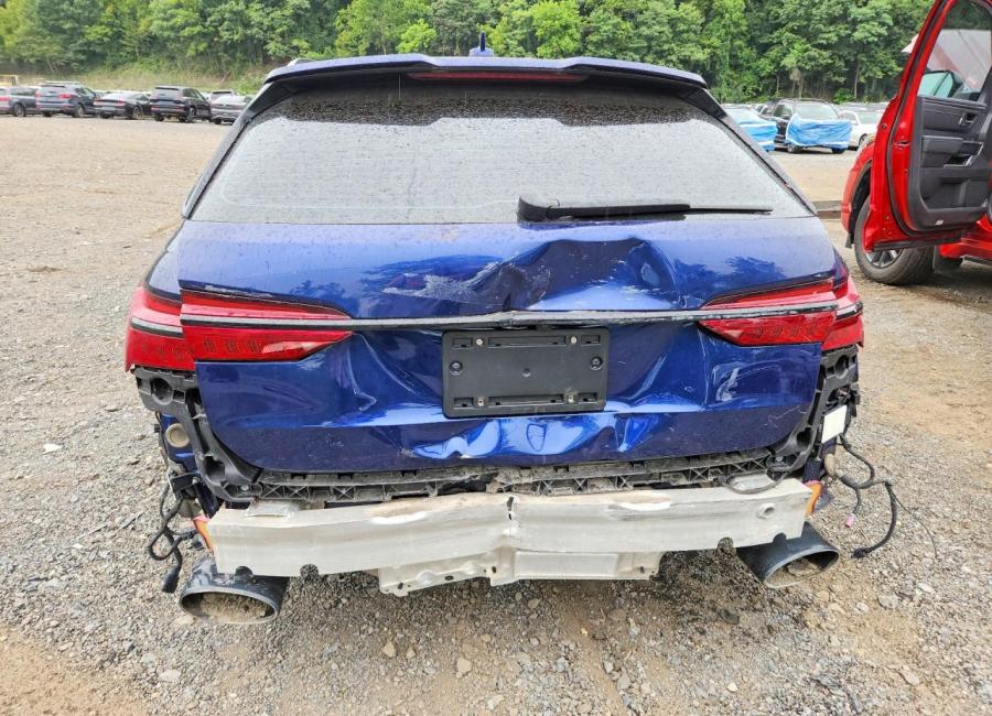 Salvage 2021 Audi Rs6  in Blue