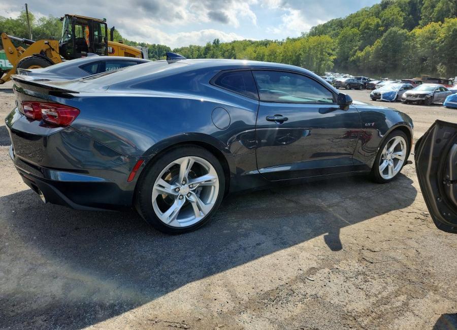 Salvage 2022 Chevrolet Camaro  in Gray