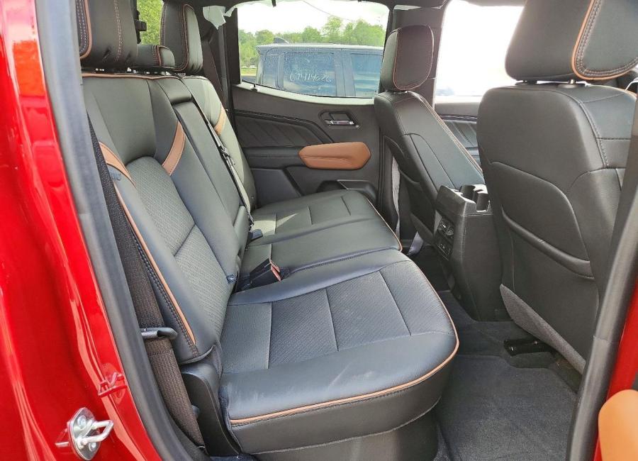 Salvage 2026 Gmc Canyon At4 in Burgundy