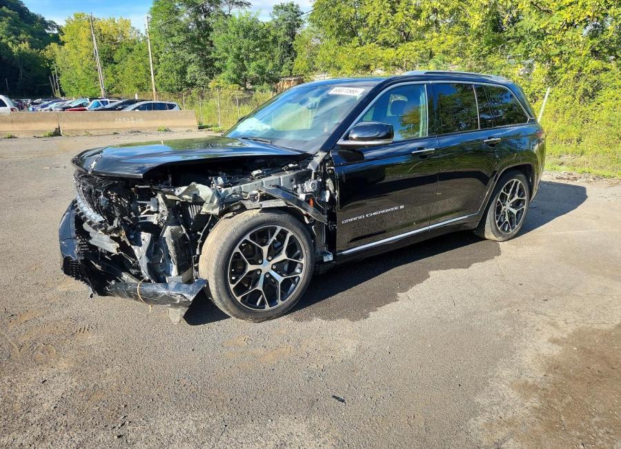 Salvage 2023 Jeep Grand Cherokee Summit 4xe in Black