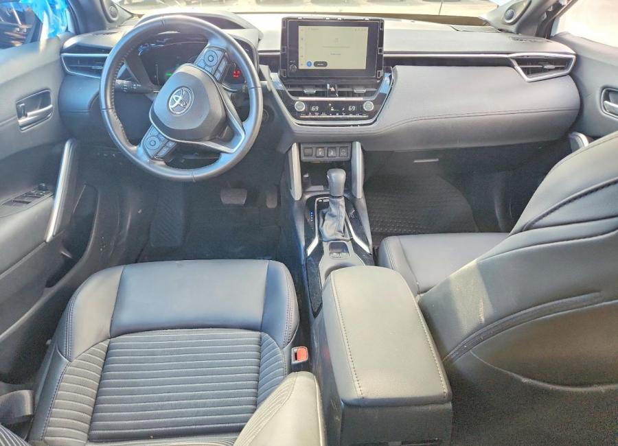 Salvage 2024 Toyota Corolla Cross Hybrid Xse in White