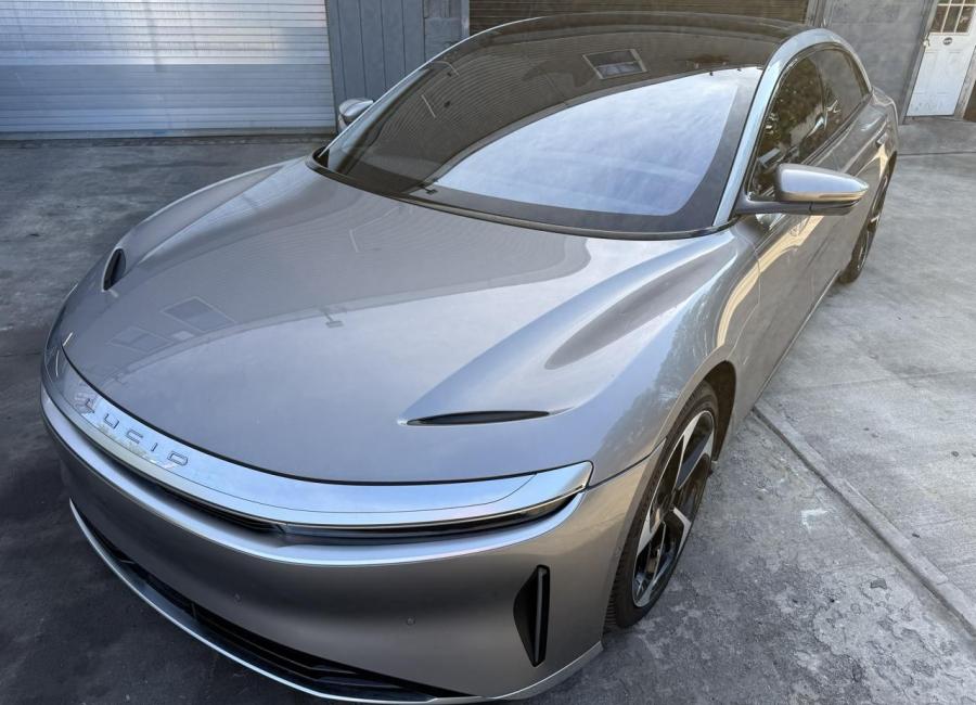 Salvage 2025 Lucid Motors Air  in Silver