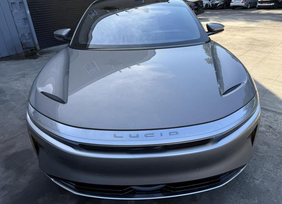 Salvage 2025 Lucid Motors Air  in Silver
