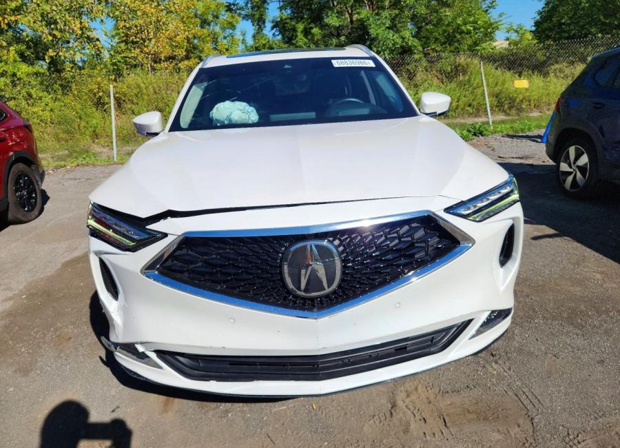 Salvage 2024 Acura Mdx  in White
