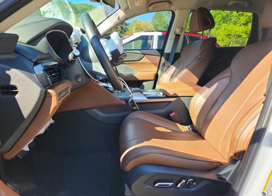 Salvage 2024 Acura Mdx  in White