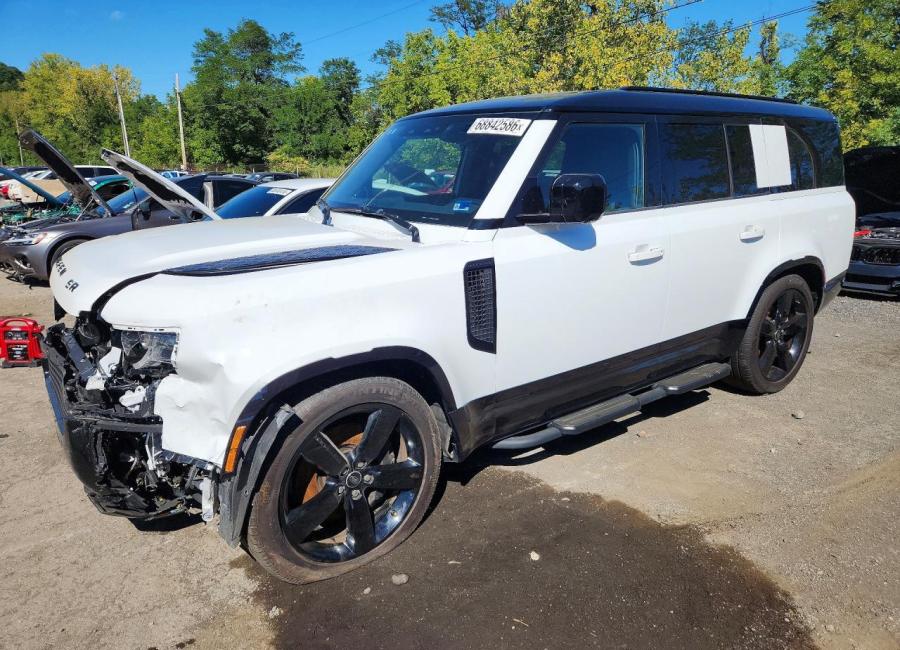 Salvage 2025 Land Rover Defender 130 X-dynamic Se in White