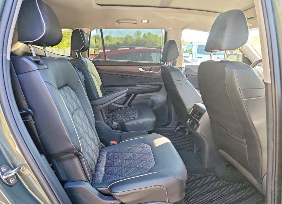 Salvage 2026 Volkswagen Atlas Sel Premium R-line in Green