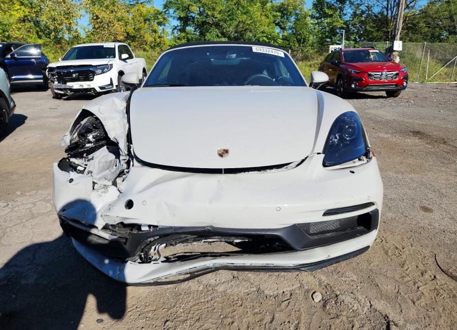 Salvage 2025 Porsche Boxster Gts in Gray