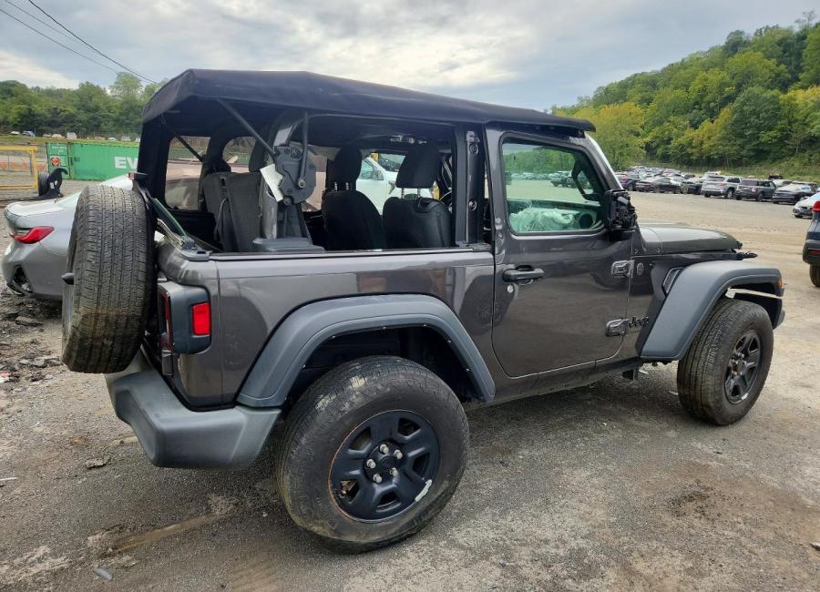 Salvage 2024 Jeep Wrangler  in Gray
