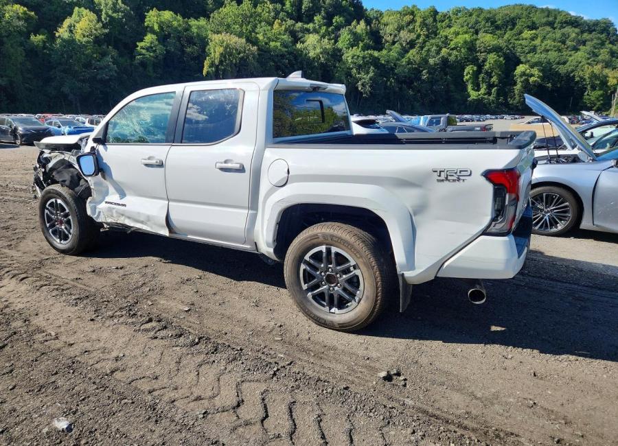 Salvage 2024 Toyota Tacoma Trd Sport in White