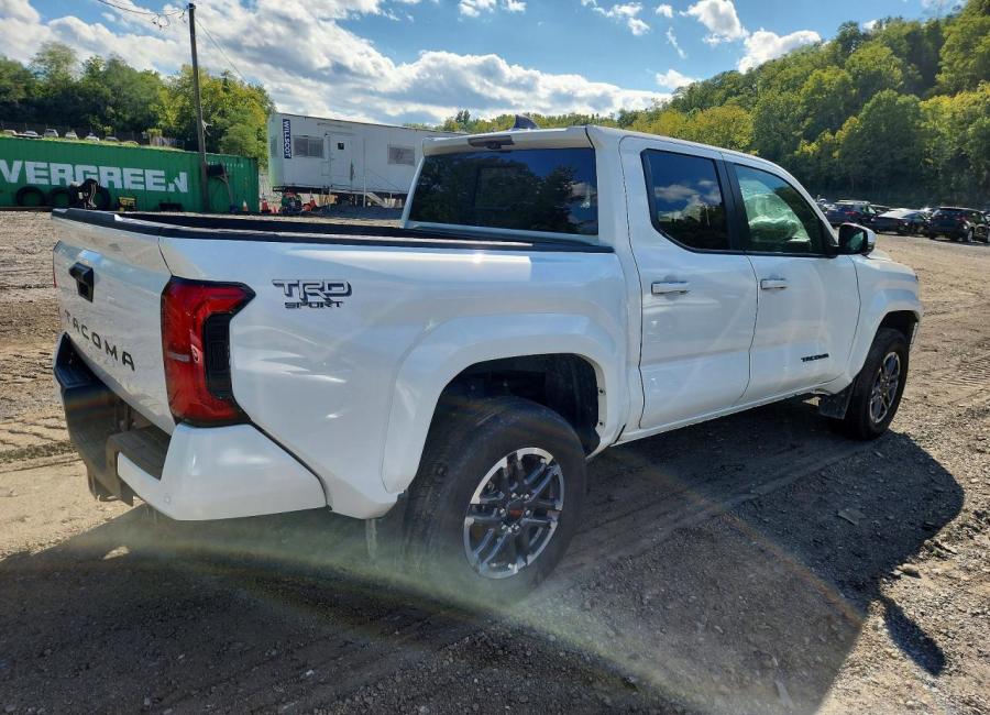 Salvage 2024 Toyota Tacoma Trd Sport in White