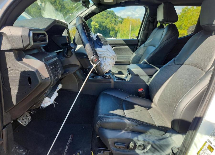 Salvage 2024 Toyota Tacoma Trd Sport in White