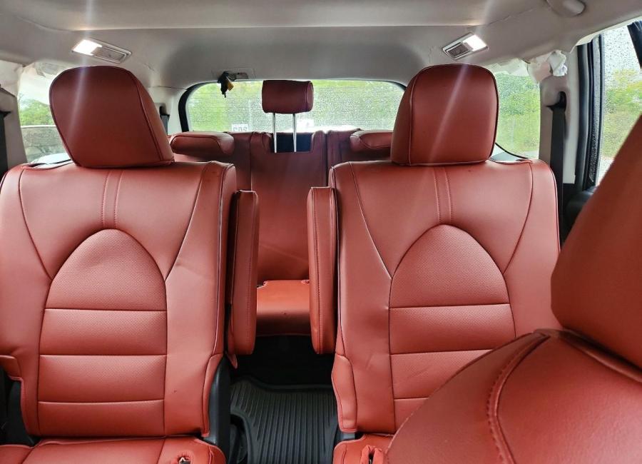 Salvage 2025 Toyota Grand Highlander Xle in Black