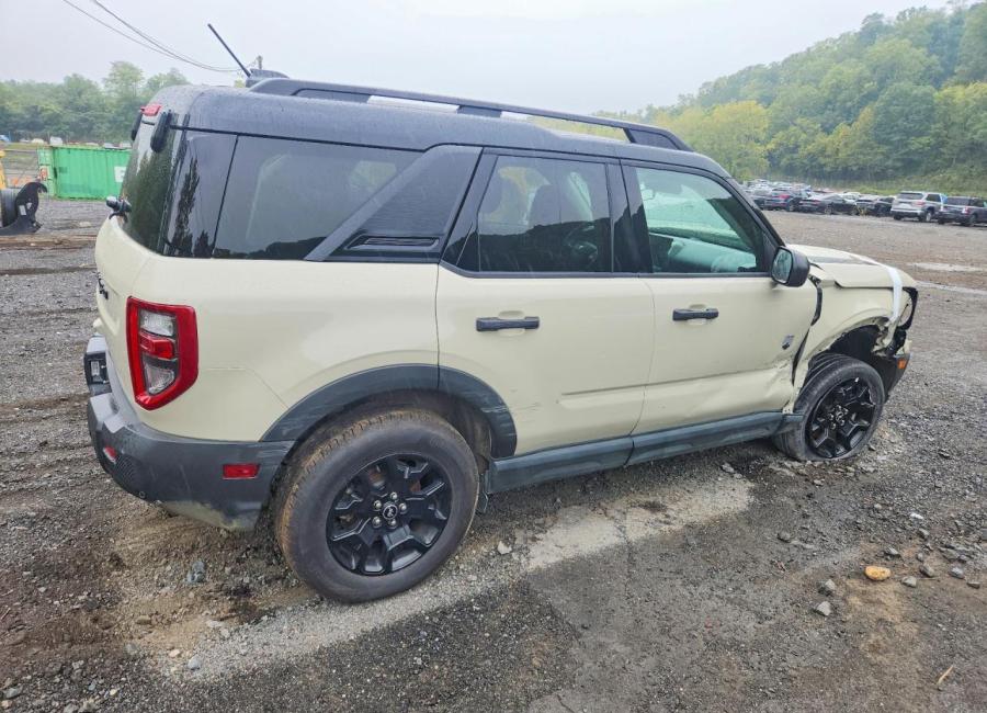 Salvage 2025 Ford Bronco Sport Big Bend in Brown
